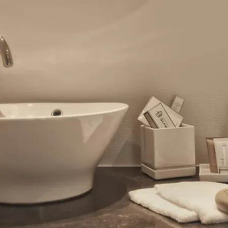 Colombe Blanche Bed & Breakfast